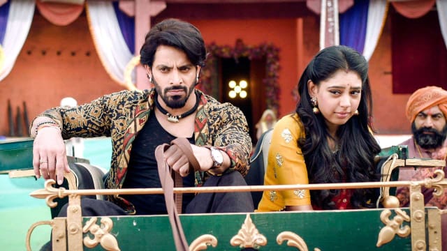 Watch Ghulaam Full Episode 10 Online In Hd On Hotstar Us Nonton film ghulam (1998) subtitle indonesia streaming movie download. hotstar