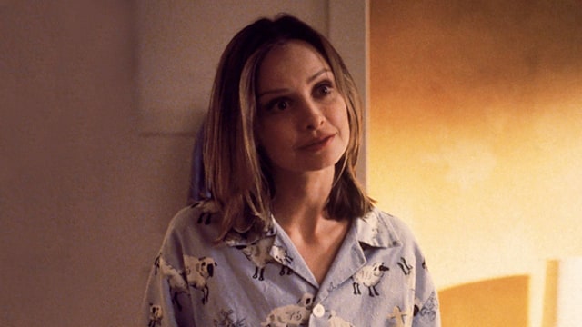 Nonton Ally McBeal Season 1 Episode 19 - Happy Birthday Baby di Disney+