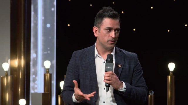 Ms dhoni deals hotstar