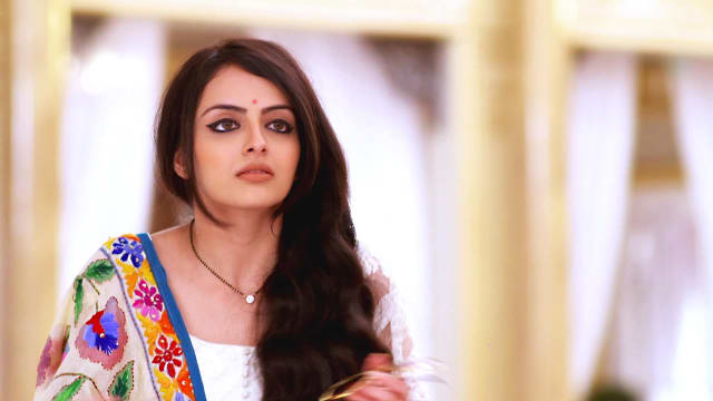 Gauri To Find The Real Svetlana