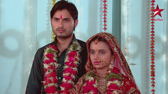 Saath Nibhaana Saathiya - Watch Episode 12 - Radha marries Umang on Disney+ Hotstar