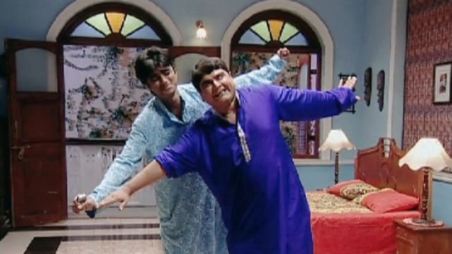 baa bahoo aur baby holi episode