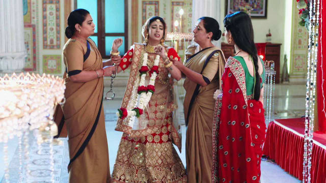 Saath nibhaana saathiya online 1 hotstar
