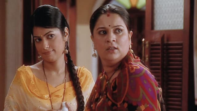 baa bahoo aur baby holi episode