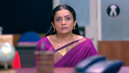 Watch Kudumbavilakku All Latest Episodes Online On Hotstar Kudumbavilakku serial 02/03/2021 latest episode. hotstar
