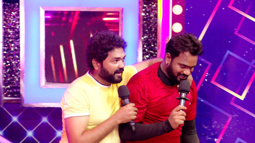 Watch Mr Mrs Chinnathirai Season 4 Full Episodes on Hotstar
