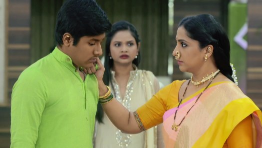 Aai Kuthe Kaay Karte Disney Hotstar