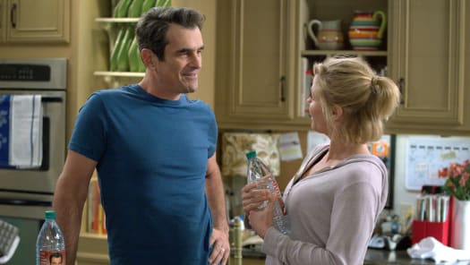 Watch Modern Family Season 10 Full Episodes On Disney Hotstar