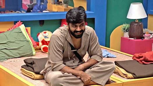 Watch BB Unseen Videos Online on Disney Hotstar