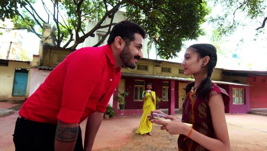 Watch Muddulakshmi All Latest Episodes Online On Hotstar Bharathi kannamma serial karthika dheepam serial full cast tamil vs telugu. hotstar