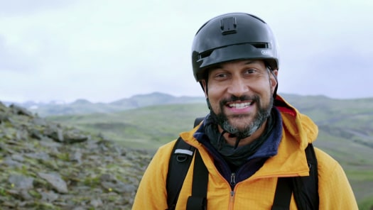 Running Wild With Bear Grylls Reality Tv Series Nonton Semua Episode Terbaru Online Di Disney Hotstar