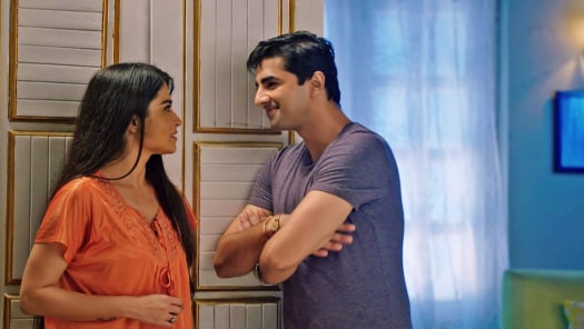 Watch Yeh Rishta Kya Kehlata Hai Season 66 Full Episodes On Disney Hotstar Kartik and naira two individuals you drifted away from their families, due to a misunderstanding. yeh rishta kya kehlata hai season 66