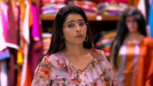Watch Kudumbavilakku All Latest Episodes On Hotstar It was a popular comedy & entertaining show telecasted on kairali tv. kudumbavilakku all latest episodes