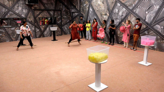 Bigg boss malayalam best sale season 1 hotstar
