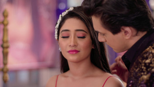 Watch Yeh Rishta Kya Kehlata Hai Season 65 Episode 320 On Hotstar Premium Iss pyar ko kya naam doon ek baar phir. hotstar