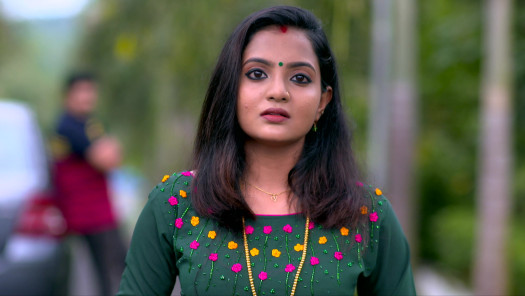 Watch Kudumbavilakku Season 1 Episode 66 On Hotstar Premium Kudumbavilakulatestepisode kudumbavilakku, kudumbavilakku latest episode, kudumbavilaku serial, kudumba vilakku promo hotstar