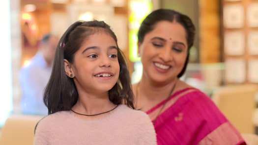 Aai kuthe kay sales karte full episode yesterday
