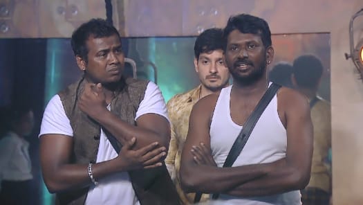 Watch Bigg Boss Season 3 Full Episodes On Disney Hotstar Watch bigg boss online now to enjoy the latest season of this enthralling reality show. watch bigg boss season 3 full episodes