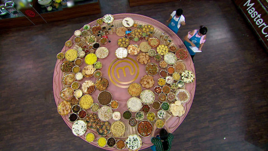 Masterchef India Full Episode Watch Masterchef India Tv Show Online On Hotstar Us Vikas khanna returned as one of the judges for the show while kunal kapur and zorawar kalra were replaced by ranveer brar and vineet bhatia. masterchef india full episode watch