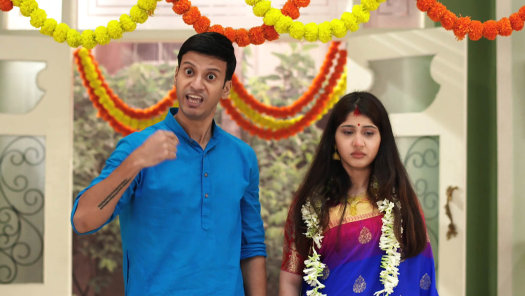 Watch Ke Apon Ke Por All Latest Episodes Online On Hotstar Produced by boyhood productions, it stars pallavi sharma and biswajit ghosh in lead roles and monalisa paul and arindya banerjee as main antagonists. hotstar