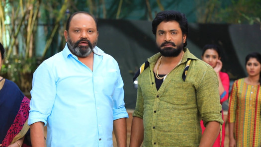 X1pihaz6niyuim The soap opera is based on a story of twin brothers. https www hotstar com in tv naam iruvar 16987