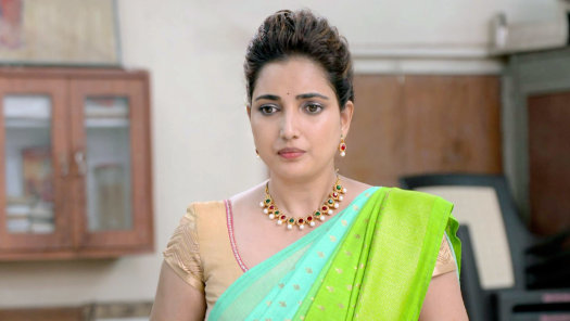 Watch Aai Kuthe Kaay Karte All Latest Episodes On Disney Hotstar Arundhati calls devika to ask why did she send such a big package to her and. hotstar