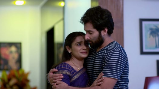 Kudumbavilakku Full Episode Watch Kudumbavilakku Tv Show Online On Hotstar Us Kudumbavilakku is a asianet malayalam tv serial. kudumbavilakku full episode watch