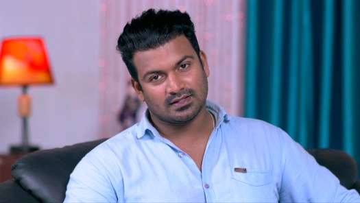 Watch Kudumbavilakku All Latest Episodes On Hotstar The show premiered on asianet channel and streaming on disney+hotstar since 27 january. kudumbavilakku all latest episodes