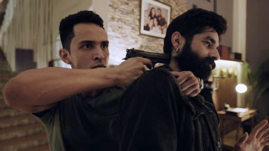 Watch hostages season 1 online free 2025