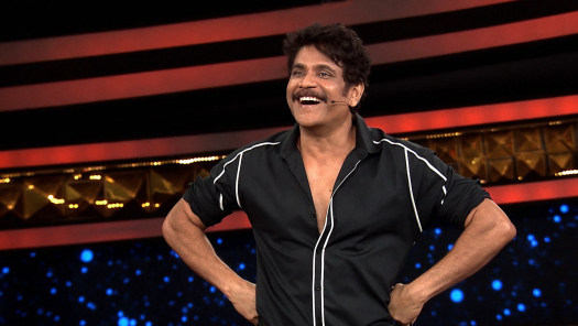 Bigg Boss Telugu Season 4 Latest Episodes Promos Live Online On Disney Hotstar You can download hotstar's app from google play. bigg boss telugu season 4 latest