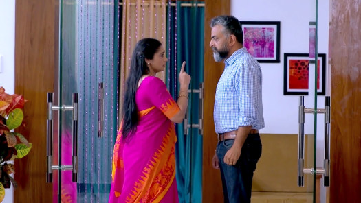 Kudumbavilakku Full Episode Watch Kudumbavilakku Tv Show Online On Hotstar Us This serial kudumba vilakku pragosh nandhu: kudumbavilakku full episode watch