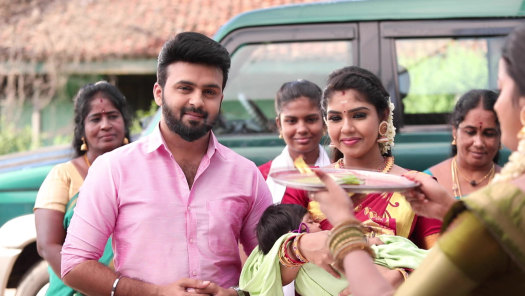Watch Kuzhanthaiyin Peyar Suutu Vizha Videos Online on Disney Hotstar