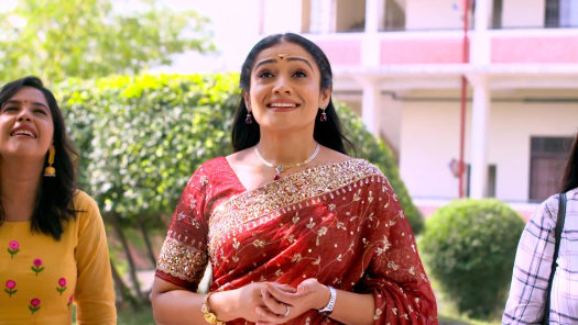 Watch Kudumbavilakku All Latest Episodes On Hotstar Kudumbavilakku episode 41 14 03 20 download amp watch full episode on hotstar. kudumbavilakku all latest episodes