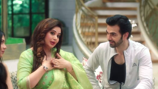 Kahaan Hum Kahaan Tum Full Episode Watch Kahaan Hum Kahaan Tum Tv Show Online On Hotstar Us ہم تم) is a bollywood movie, released in india on may 28, 2004, directed by kunal kohli and produced by aditya chopra. kahaan hum kahaan tum full episode