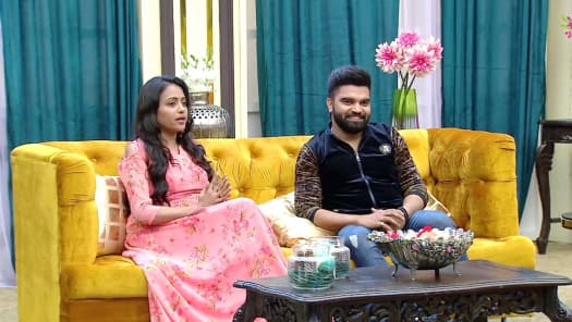 Pellichoopulu Full Episode Watch Pellichoopulu Tv Show Online On Hotstar Us The storyline of the telugu comedy romantic movie pelli chupulu follows the lives of prasanth and chitra who end up meeting each other all. watch pellichoopulu tv show online