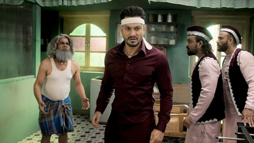 Mr top majnu hotstar