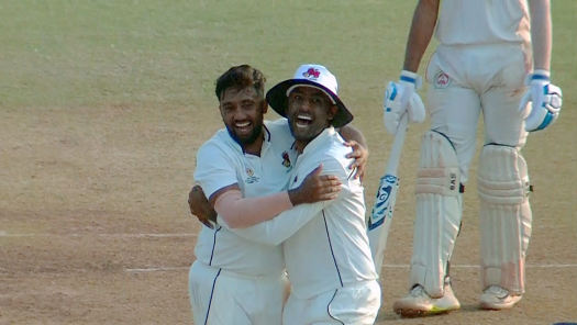 Live cricket match on discount hotstar