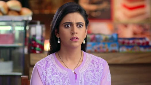 Vidhi Suspects Kavya