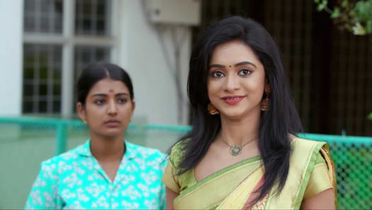 Neelakuyil malayalam serial deals last episode on hotstar