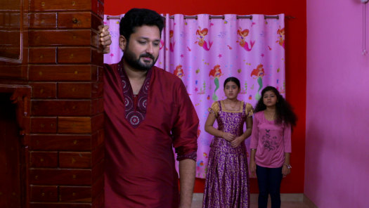 Vanambadi Full Episode Watch Vanambadi Tv Show Online On Hotstar Us Malayalam serials online episodes vanambadi serial episode. vanambadi full episode watch vanambadi