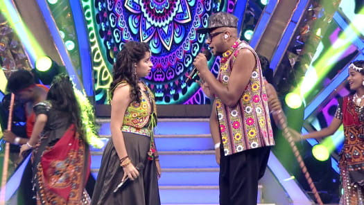Watch Popular Clips Videos Online On Hotstar Sivaangi and sam vishal's fun moments | super singer 7 behind the scenes. watch popular clips videos online on hotstar