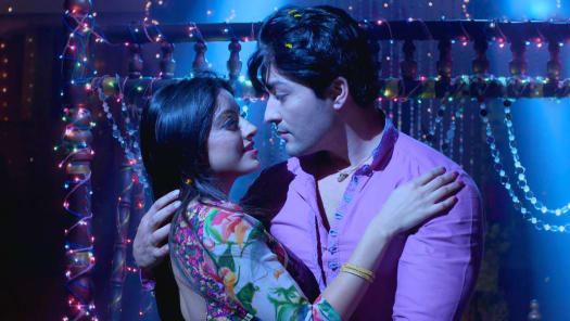Diya aur baati hum hotstar 2025 live