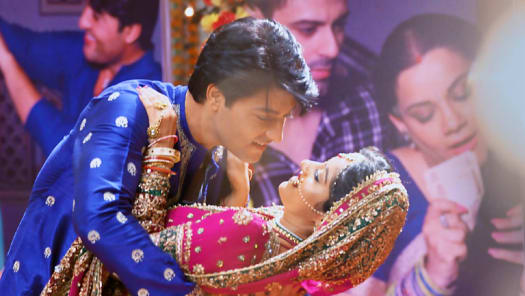 Diya aur baati hum hotstar live hot sale