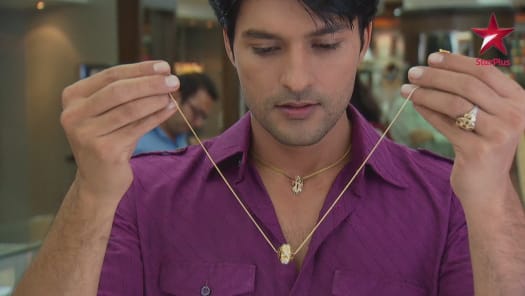 Diya Aur Baati Hum Disney Hotstar