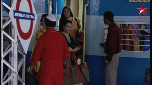 Watch Kyunki Saas Bhi Kabhi Bahu Thi Season 26 Full Episodes On Hotstar Watch the video for an overview of most popular show kyunki saas bhi kabhi bahu thi. hotstar