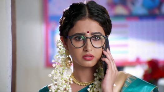 Watch Vezhambal All Latest Episodes on Hotstar