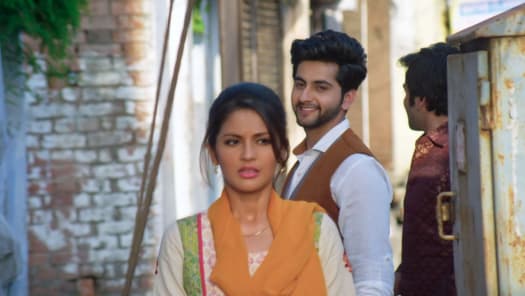 Stream Krishna Meets Radhey Season 1 Episode 3 Krishna Meets Radhey on Hotstar