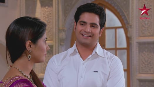 Watch Yeh Rishta Kya Kehlata Hai Season 18 Full Episodes on Hotstar