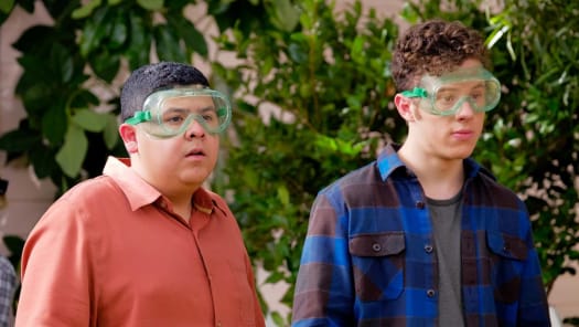 Stream Modern Family Season 8