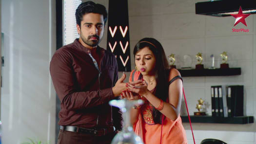 Iss pyaar ko kya naam doon ek baar sales phir watch online